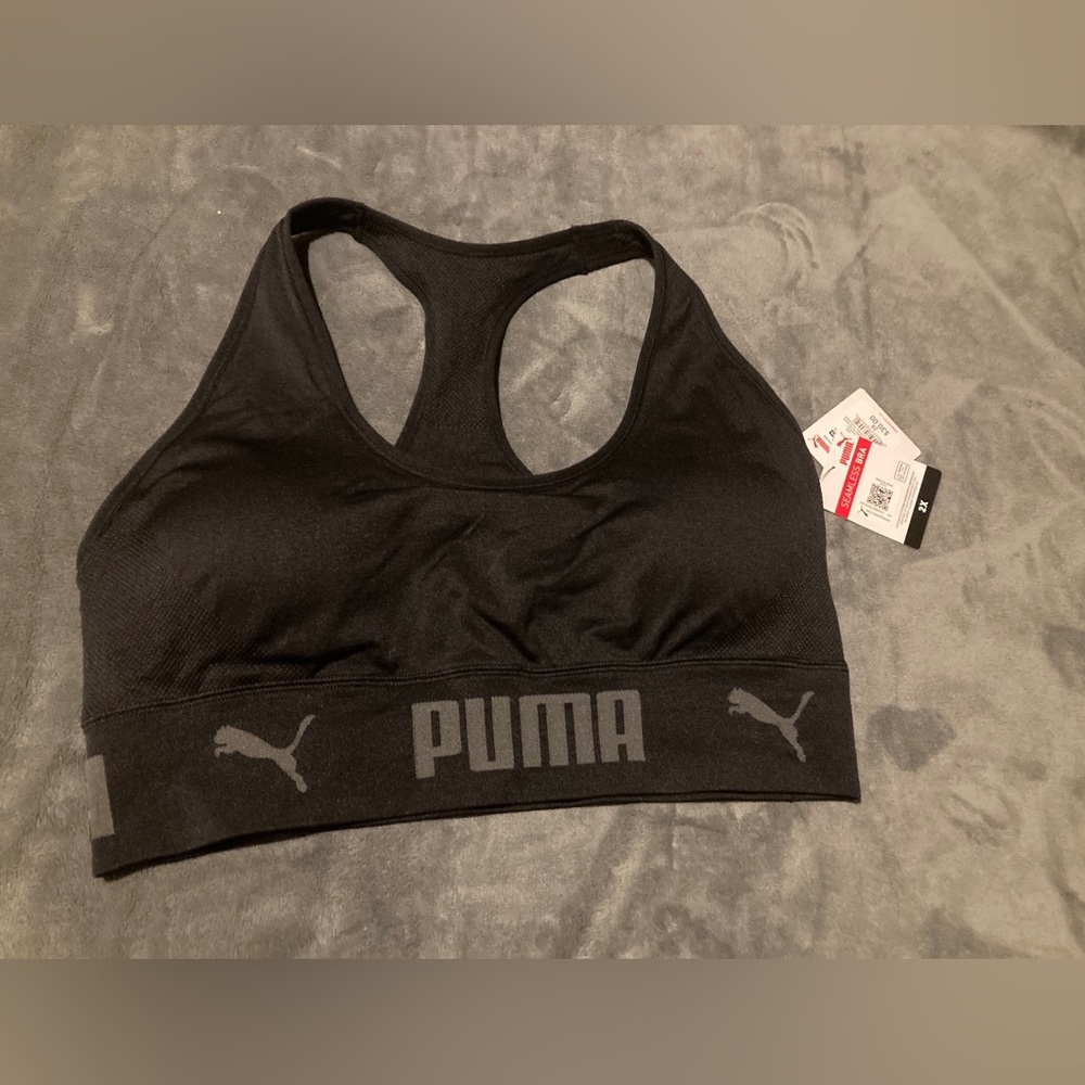 Puma Woman’s seamless Bras. NWT. - Picture 5 of 9